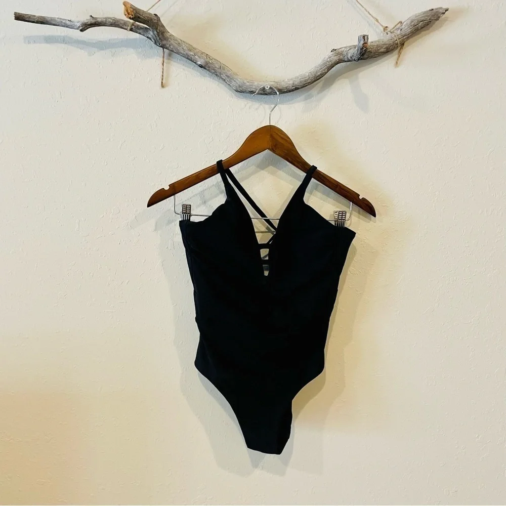 Land’s End Classic Black V Neck Open Back One Piece Swimsuit